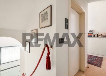 Ascensore interno - Villa Via Borghetto
 
11, Piacenza - foto 18