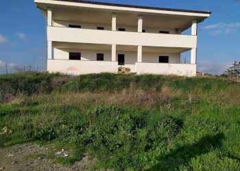 Casa all\'aperto - Casa indipendente Via Apriliana
 
58/A, Aprilia - foto 3
