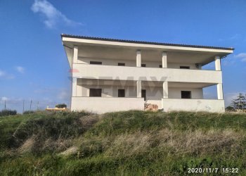 Edificio all\'aperto - Casa indipendente Via Apriliana
 
58/A, Aprilia - foto 17