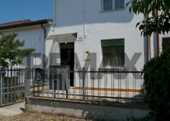 Casa all\'aperto - Casa semi indipendente via IV novembre
 
49, Mesola - foto 2