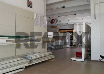Palestra - Commercial Premises Via Tassinari
2, Mesola - photo 5