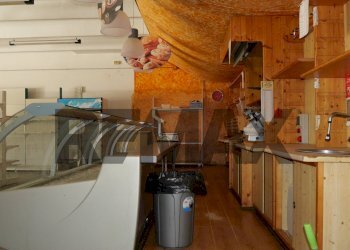 Camera / camera da letto - Commercial Premises Via Tassinari
2, Mesola - photo 9