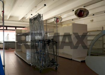 Scale - Commercial Premises Via Tassinari
2, Mesola - photo 10