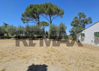 Giardino - Villa Contrada Cruste
 
snc, Lucera - photo 2