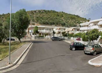 Edificio all\'aperto - Four-room apartment Viale dell'Emigrante
82, Mattinata - photo 2