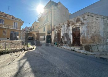 Edificio all\'aperto - Casa indipendente via regina margherita
 
34, Pachino - foto 11