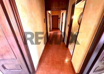 Hall / corridoio - Four-room apartment Corso Berio
 
26, Cairo Montenotte - photo 15