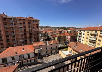 Balcone - Four-room apartment Corso Berio
 
26, Cairo Montenotte - photo 22