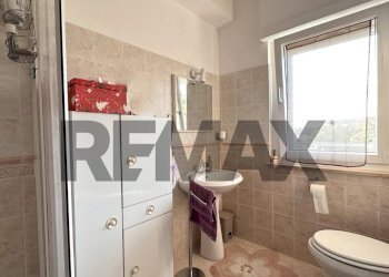 Bagno - Semi-detached house via Alfonso Palitti
 
4/A, L'Aquila - photo 8