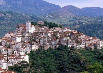 Vista delle montagne - Casa indipendente via Castello
 
1, Rivello - foto 1