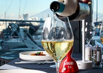 Dettagli - Attività Commerciale Via Luculliana
2, Napoli - foto 4