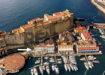 Vista dell\'acqua - Attività Commerciale Via Luculliana
2, Napoli - foto 11