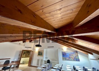 Sala da pranzo - Commercial Premises via Giorgio Oprandi
2, Lovere - photo 9