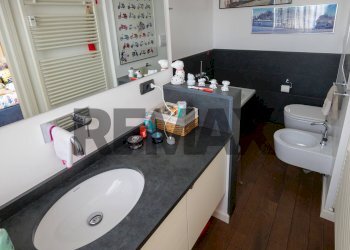 Bagno - Quadrilocale Via Giorgio E Guido Paglia
 
26, Bergamo - foto 23