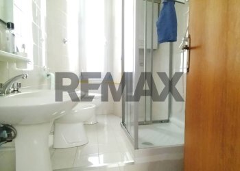 Bagno - Two-room apartment Corso Giuseppe Garibaldi
 
78, Ancona - photo 11