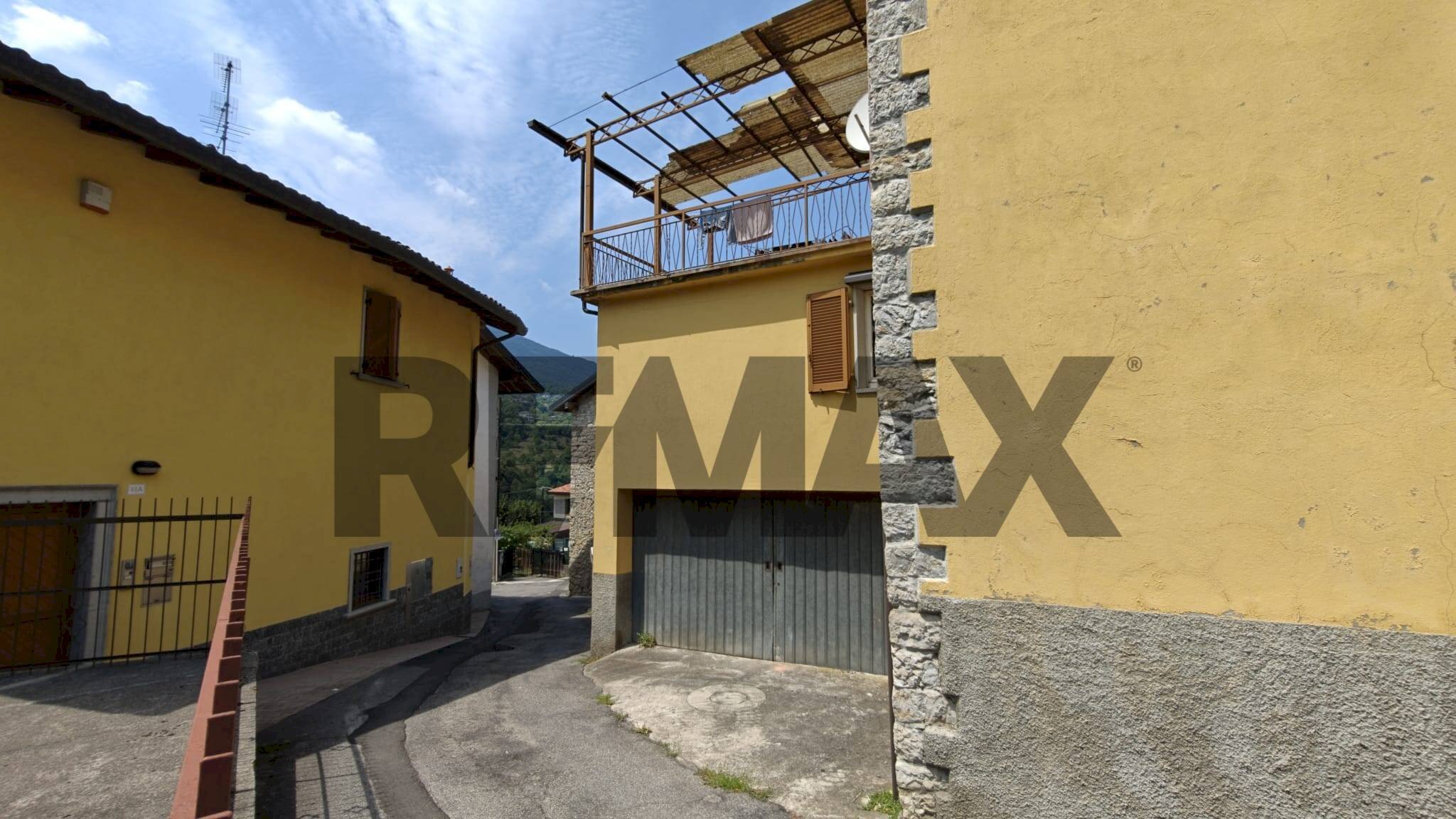 Edificio all\'aperto - Casa indipendente via Partigiani
60, Capizzone - foto 3