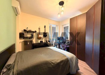 Camera / camera da letto - Three-room apartment Via Rho
14, Milano - photo 15