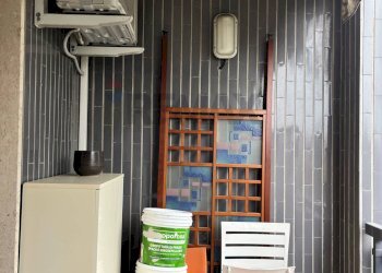 terrazzino lato soggiorno - Trilocale via Quarto Cagnino
 
12, Milano - foto 10