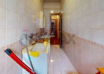 Bagno DI SERVIZIO - Trilocale via Quarto Cagnino
 
12, Milano - foto 22