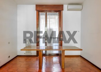 Sala da pranzo - Four-room apartment via Martiri Cefalonia
53, San Donato Milanese - photo 5