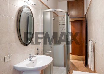 Bagno - Four-room apartment via Martiri Cefalonia
53, San Donato Milanese - photo 40