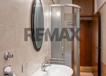 Bagno - Four-room apartment via Martiri Cefalonia
53, San Donato Milanese - photo 41