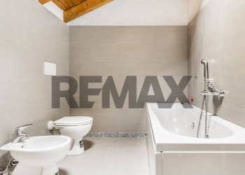 Bagno - Villa Bifamiliare Via Fanti
 
snc, Castano Primo - foto 6