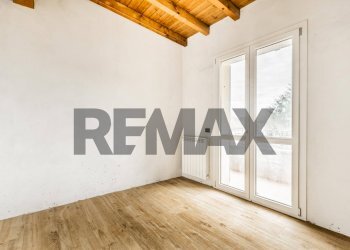 Stanza vuota - Villa Bifamiliare Via Fanti
 
snc, Castano Primo - foto 8