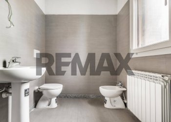 Bagno - Villa Bifamiliare Via Fanti
 
snc, Castano Primo - foto 14