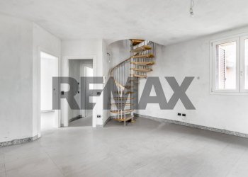 Stanza vuota - Villa Bifamiliare Via Fanti
 
snc, Castano Primo - foto 18