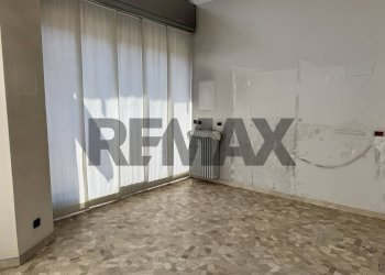 Stanza vuota - Shop via Pisacane
23/A, Busto Arsizio - photo 5