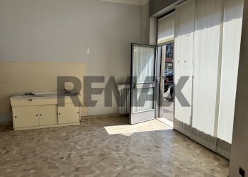 Soggiorno - Shop via Pisacane
23/A, Busto Arsizio - photo 6