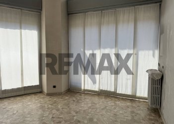 Stanza vuota - Shop via Pisacane
23/A, Busto Arsizio - photo 10