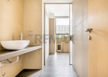 Bagno - Office Via Alberto da Giussano
21, Castellanza - photo 7