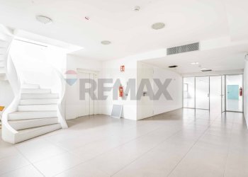 Scale - Office Via Alberto da Giussano
21, Castellanza - photo 8
