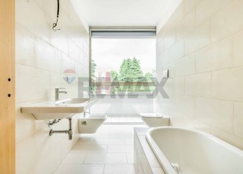 Bagno - Office Via Alberto da Giussano
21, Castellanza - photo 16