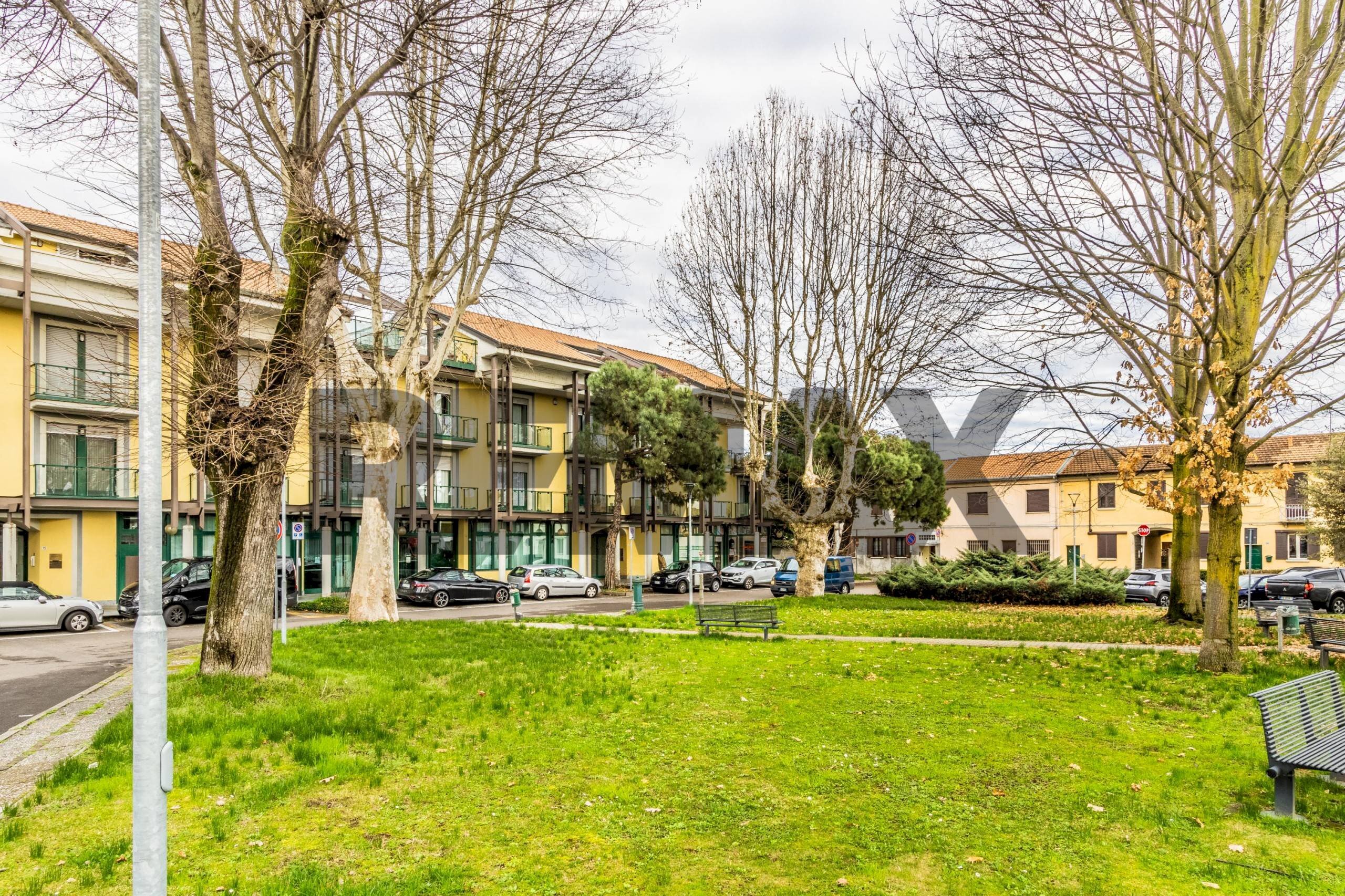 Edificio all\'aperto - Two-room apartment via fanti
 
snc, Castano Primo - photo 2