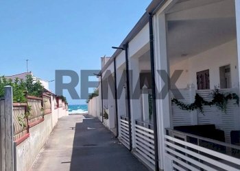 Edificio all\'aperto - Casa indipendente via Dell'Iris
 
sn, Ispica - foto 41