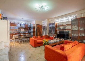 Sala da pranzo - Appartamento via Placido Rizzotto
 
39, Vittoria - foto 8