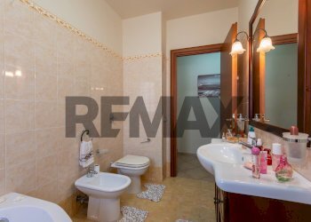 Bagno - Appartamento via Placido Rizzotto
 
39, Vittoria - foto 24