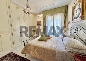 Camera / camera da letto - Villa TRAVERSA III CESARE PAVESE
 
64, Mugnano di Napoli - photo 25