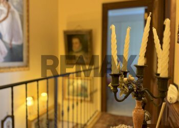 Hall / corridoio - Villa TRAVERSA III CESARE PAVESE
 
64, Mugnano di Napoli - photo 29