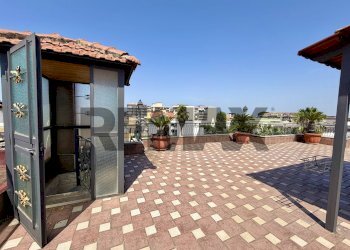 Terrazza - Villa TRAVERSA III CESARE PAVESE
 
64, Mugnano di Napoli - photo 45