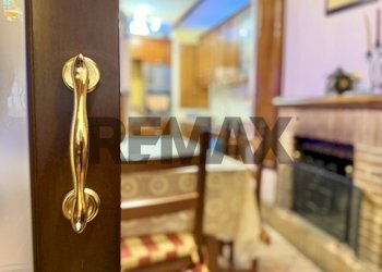 Dettagli - Villa TRAVERSA III CESARE PAVESE
 
64, Mugnano di Napoli - photo 66