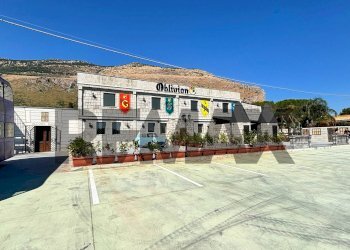 Casa all\'aperto - Attività Commerciale Strada Statale 113
134, Carini - foto 4