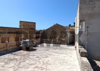Terrazza - Casa indipendente Via Roma
 
264, Custonaci - foto 10