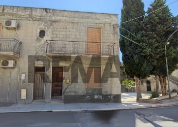 Edificio all\'aperto - Casa indipendente Via Roma
 
264, Custonaci - foto 14