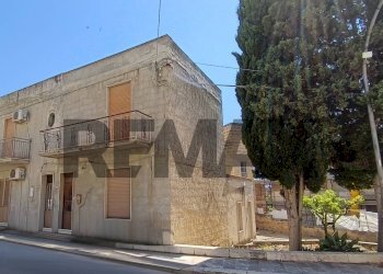 Edificio all\'aperto - Casa indipendente Via Roma
 
264, Custonaci - foto 15