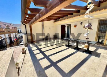Terrazza - Villa Bifamiliare Via G.B. Cataldi
 
105, Terrasini - foto 38