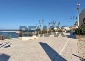 Terrazza - Villa Bifamiliare Via G.B. Cataldi
 
105, Terrasini - foto 47